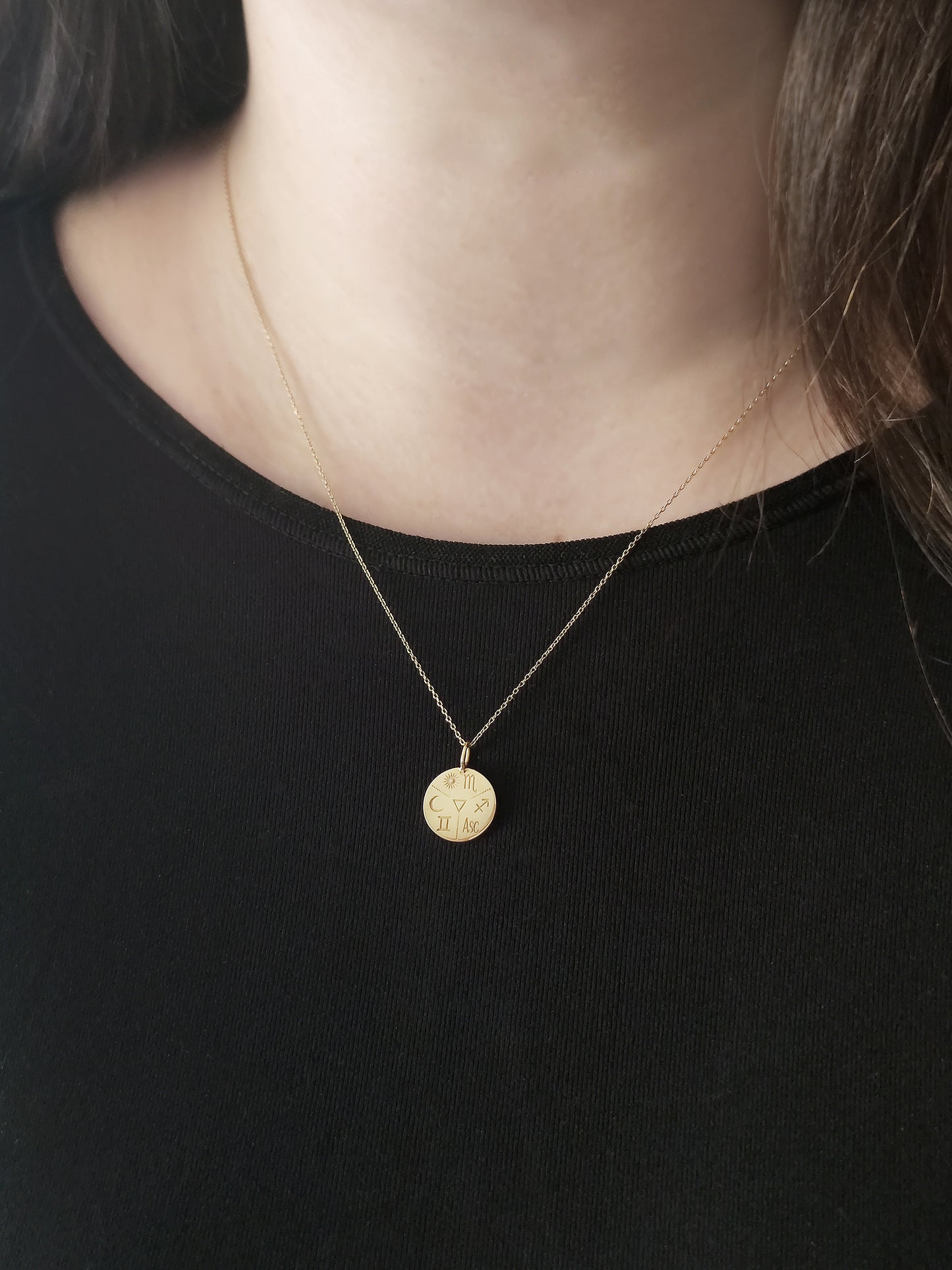 Personalized Zodiac Signs Natal Chart Necklace in Solid Gold