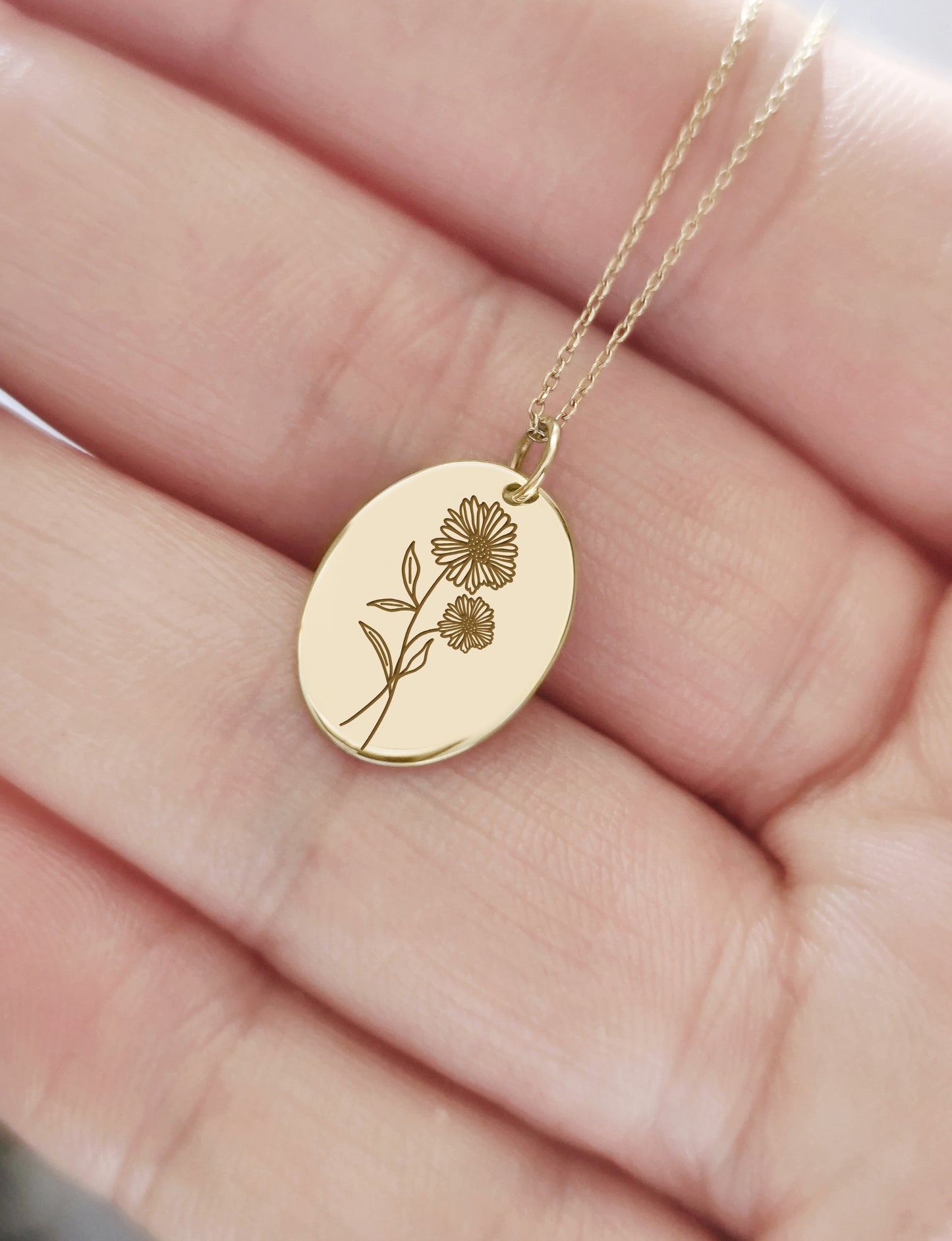 Daisy Sweet Pea April Birth Month Flower Pendant Necklace in Solid Gold